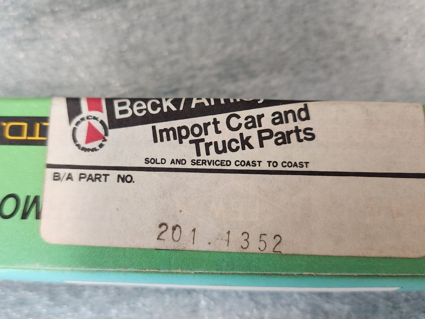 NEW NOS Cooling Fan Switch Lower for NISSAN  Beck/Arnley 201-1352 Japan