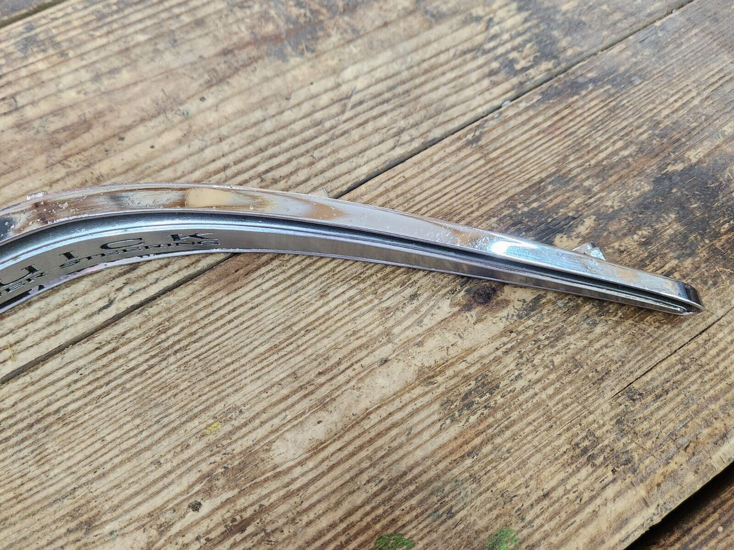 1961 1962 1963 1964 BUICK HORN BUTTON CARS WITH POWER STEERING WILDCAT ELECTRA