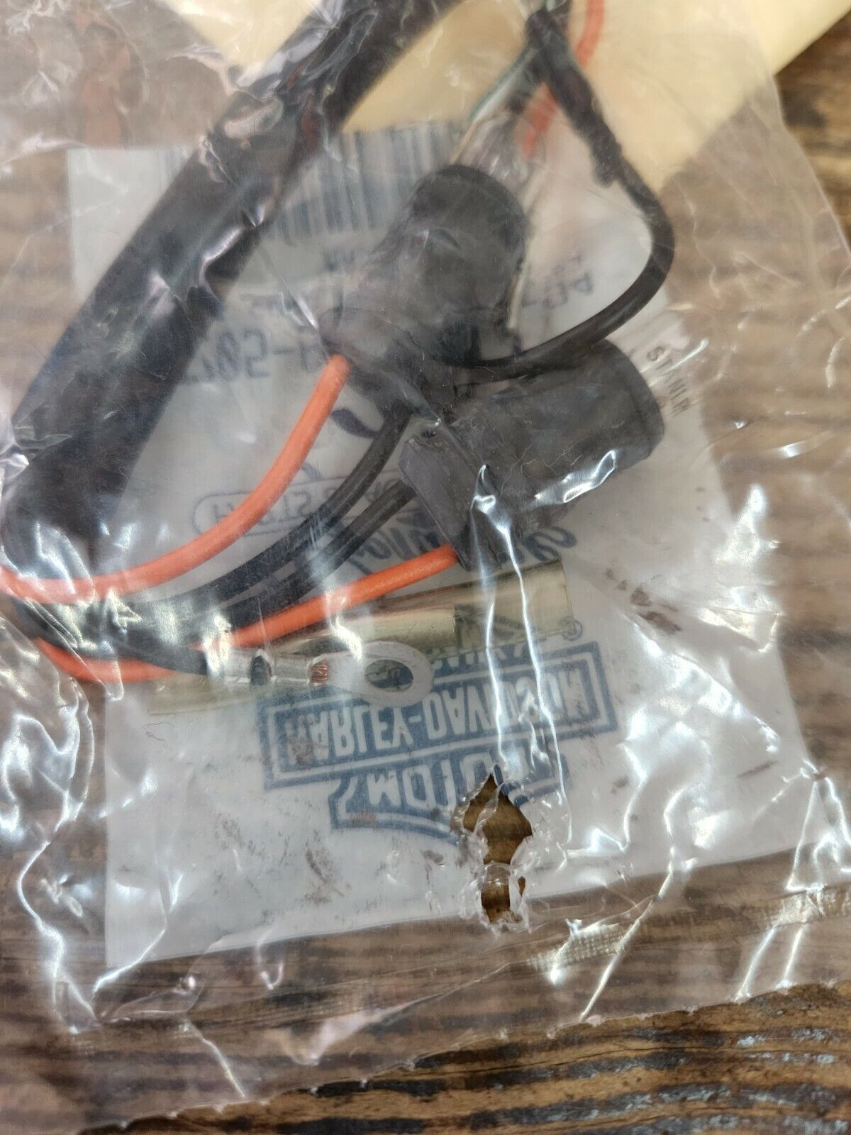 NOS OEM HARLEY 67205-89 BULB AND CORD ASSEMBLY GENUINE FREE SHIPPING