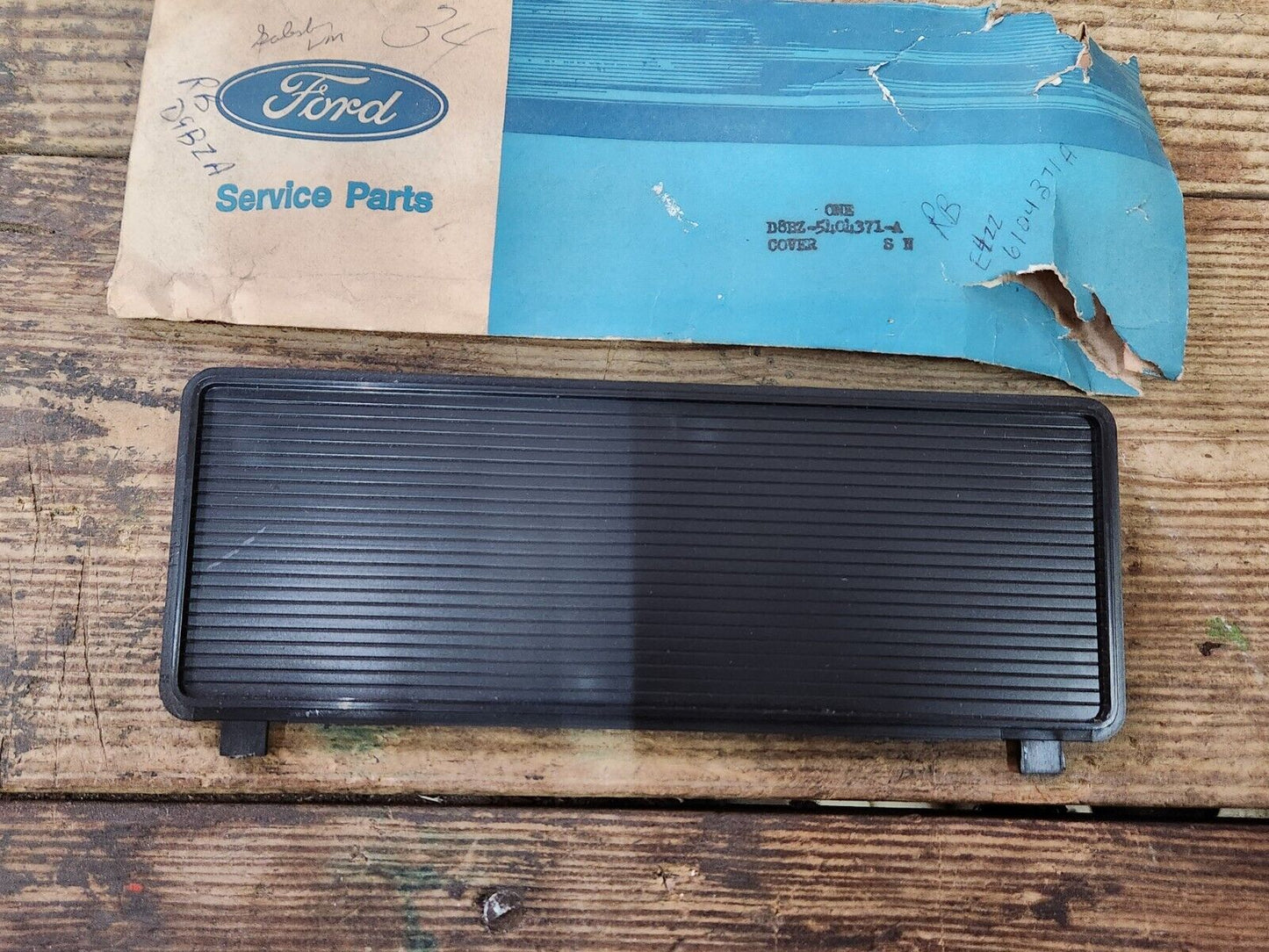 NOS OEM 1979 - 1984 FORD MUSTANG RARE FACTORY RADIO DELETE BLOCKOFF PLATE PANEL