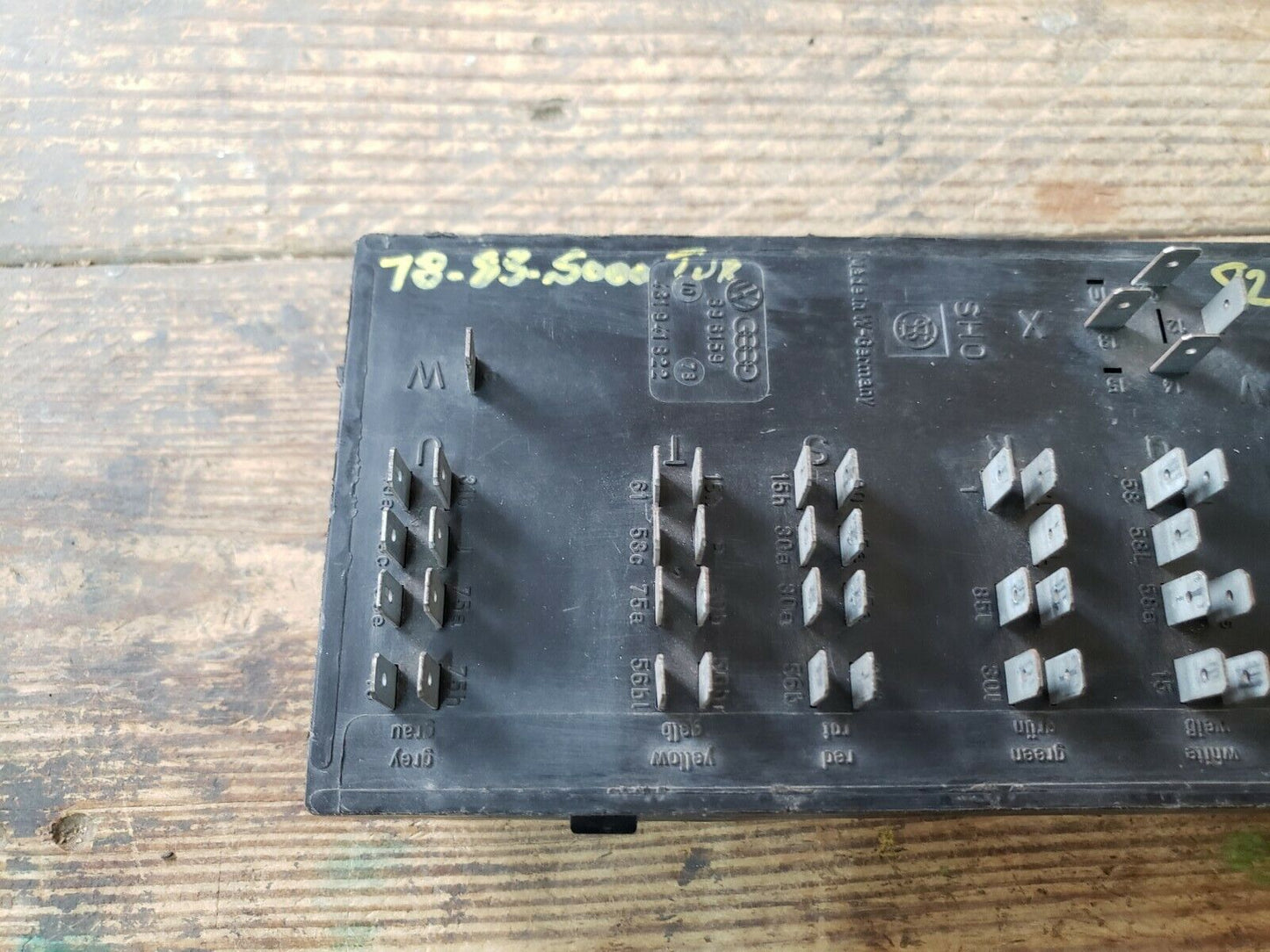Electrical Fuse & Relay Box Audi 5000 1978 to 1983, Turbo to 1982 OEM 431941822