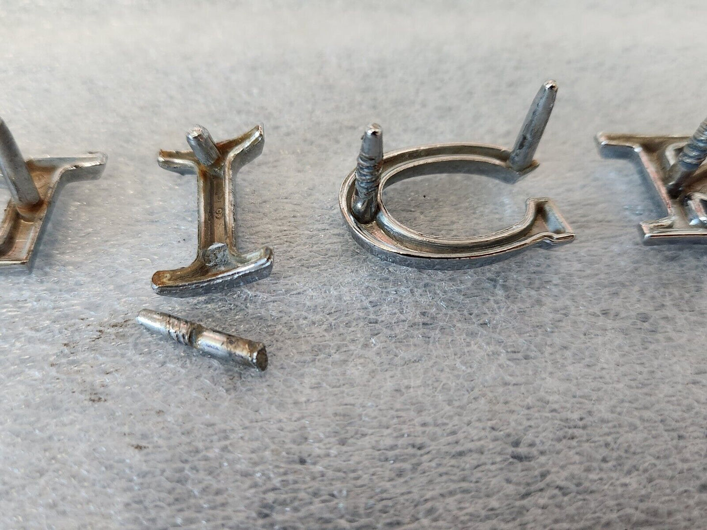 1964 Buick LeSabre Wildcat Electra 225 Hood Letters "BUICK" Front Letters 64 OEM