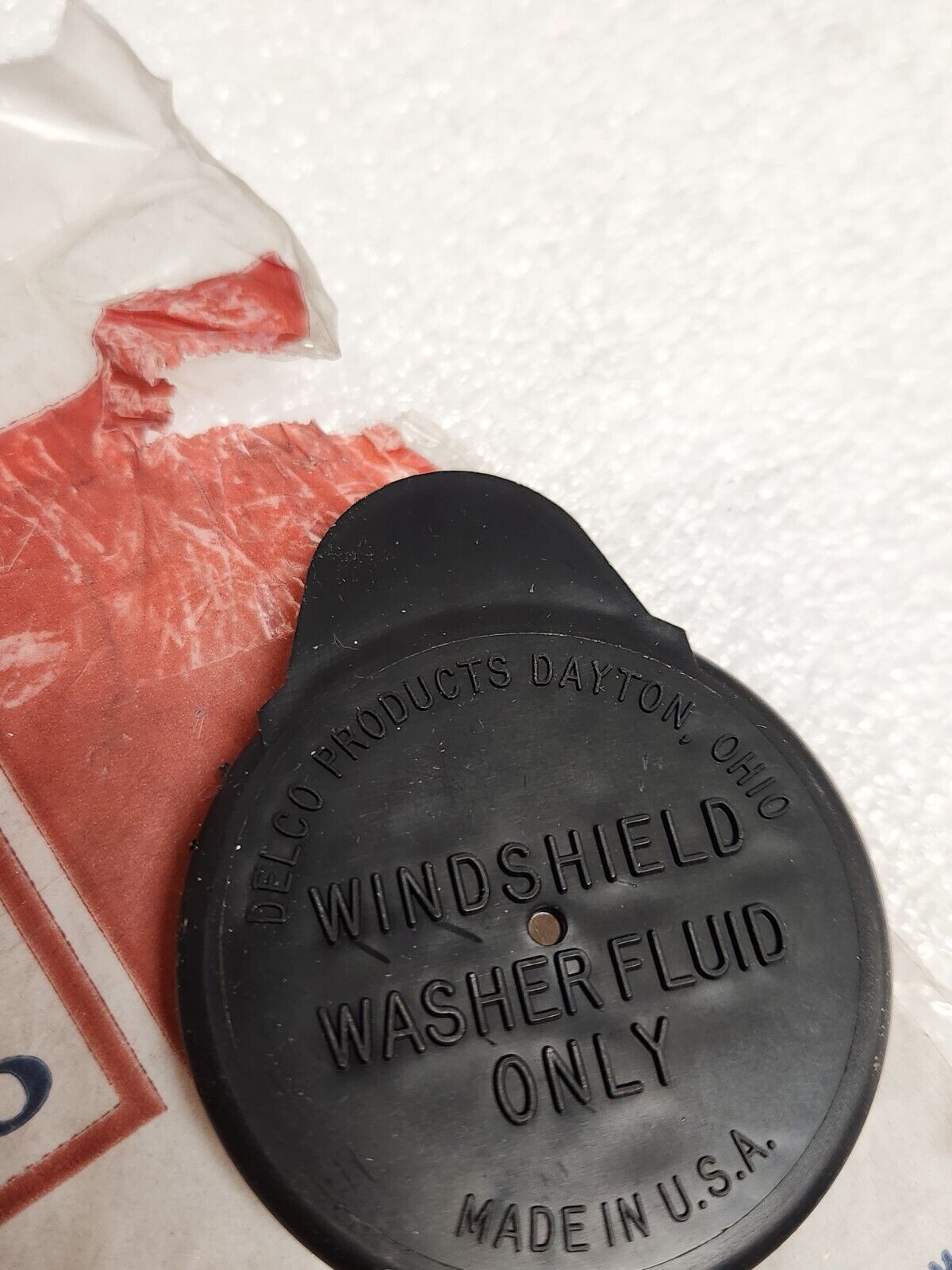 NOS OEM GM 1985 1986 Chevrolet truck C10 windshield washer solvent Cap 22048292