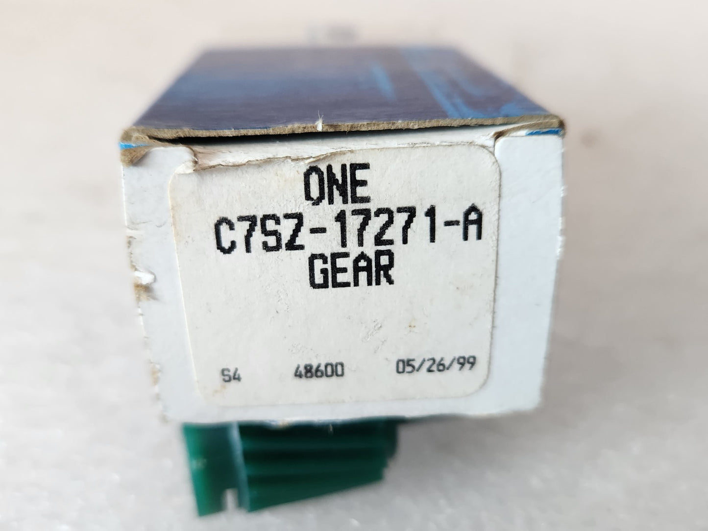 7365422