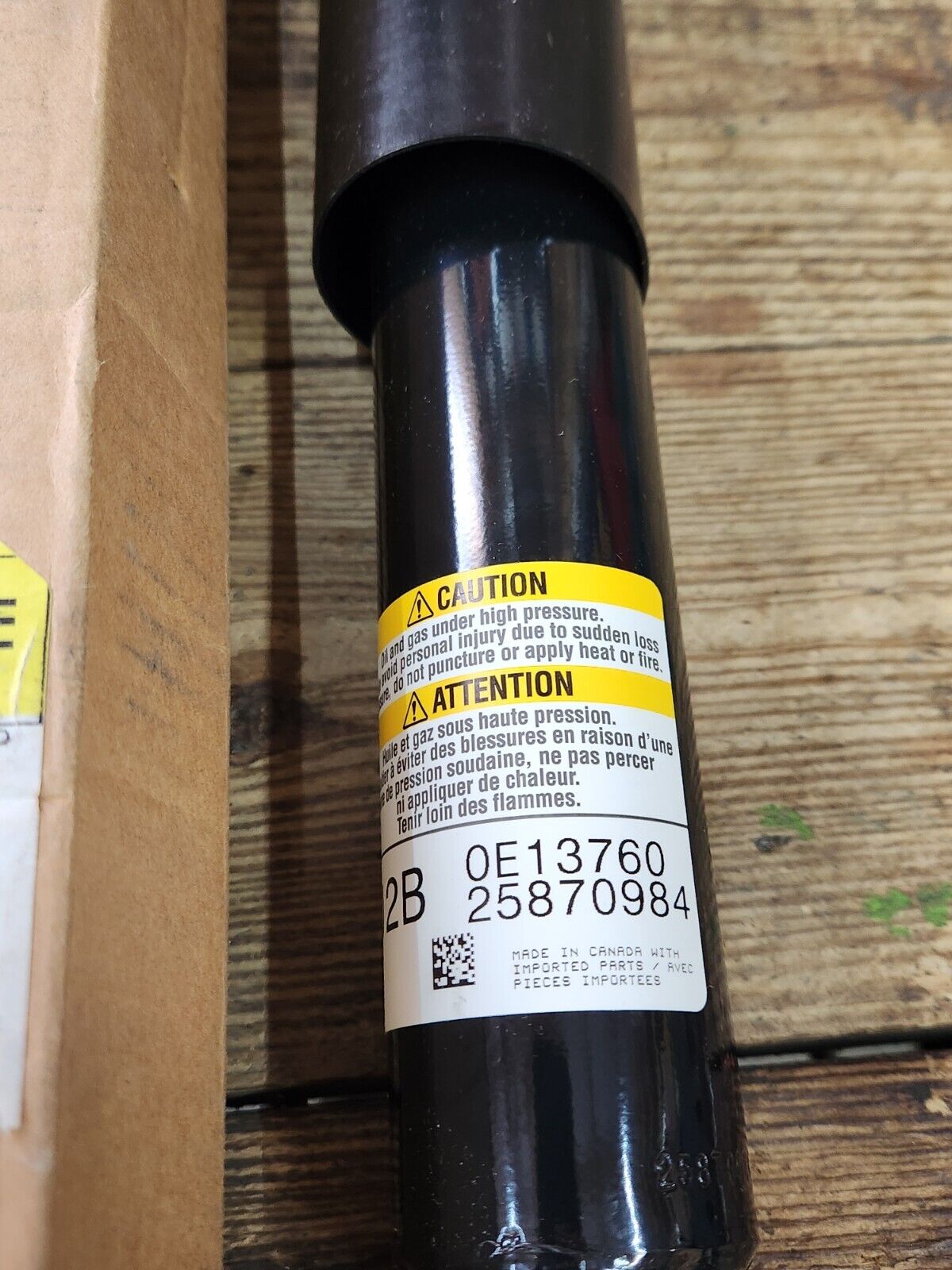 NEW GM 2007-2010 Chevrolet GMC Silverado Sierra SLT Rear Shock Absorber 25870984