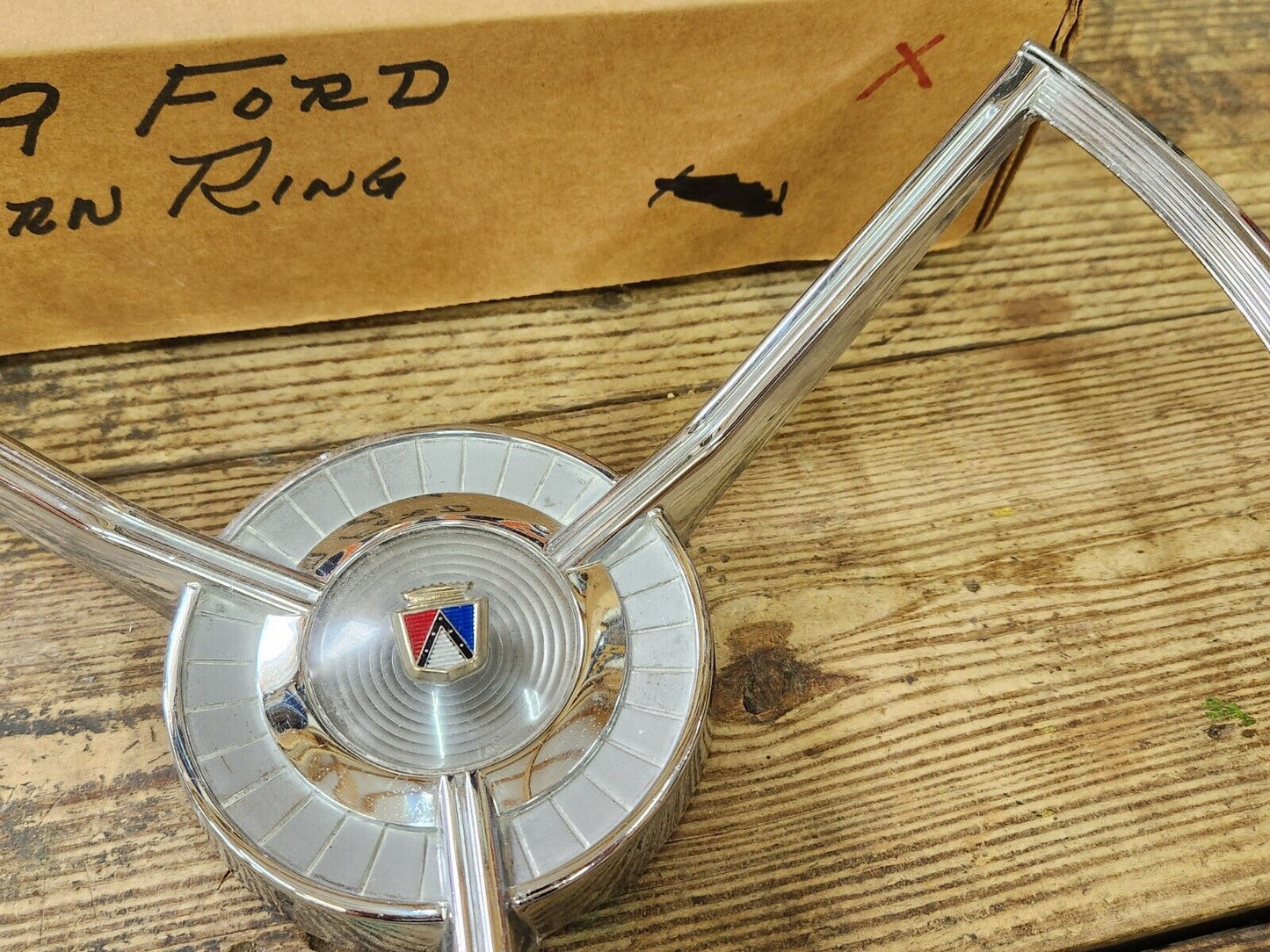 1959 FORD FAIRLANE 500 GALAXIE RANCHERO STEERING WHEEL HORN RING