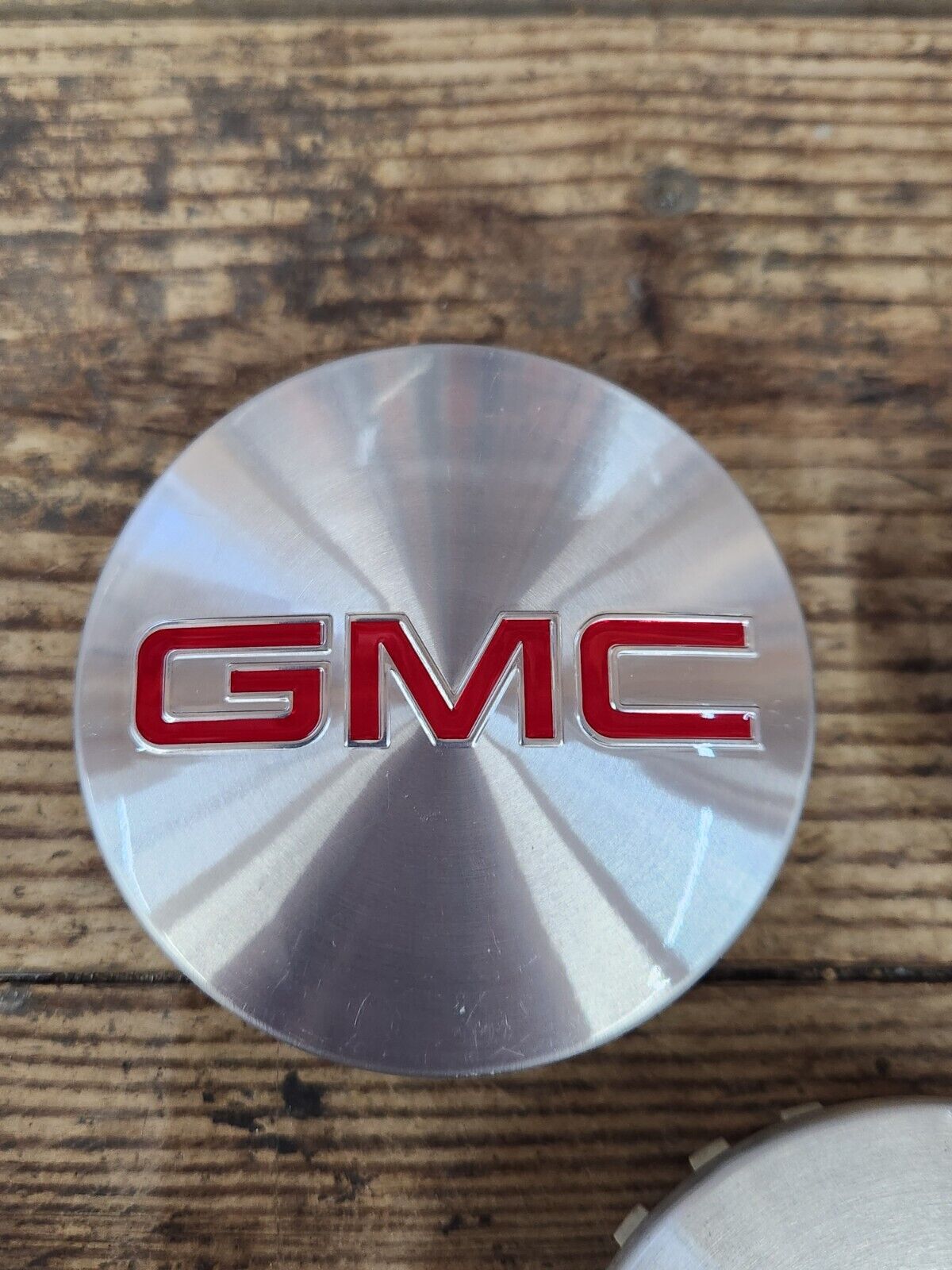 OEM GM 3 pcs GMC Brushed Aluminum wheel Center Caps 22837060 3.25" Sierra Yukon