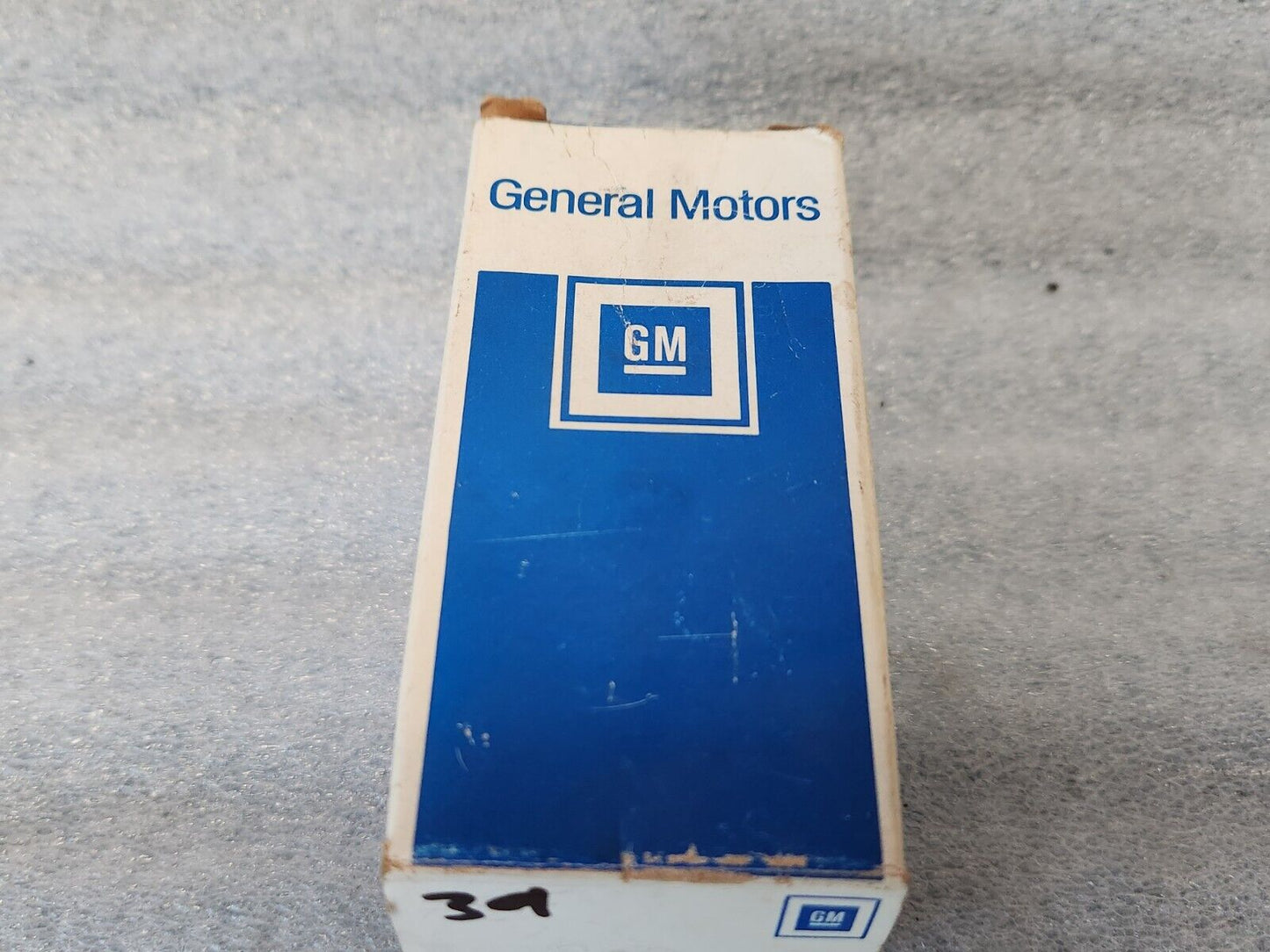 NOS OEM 39 Tooth Speedometer Gear GM # 1359273 NEW Brown