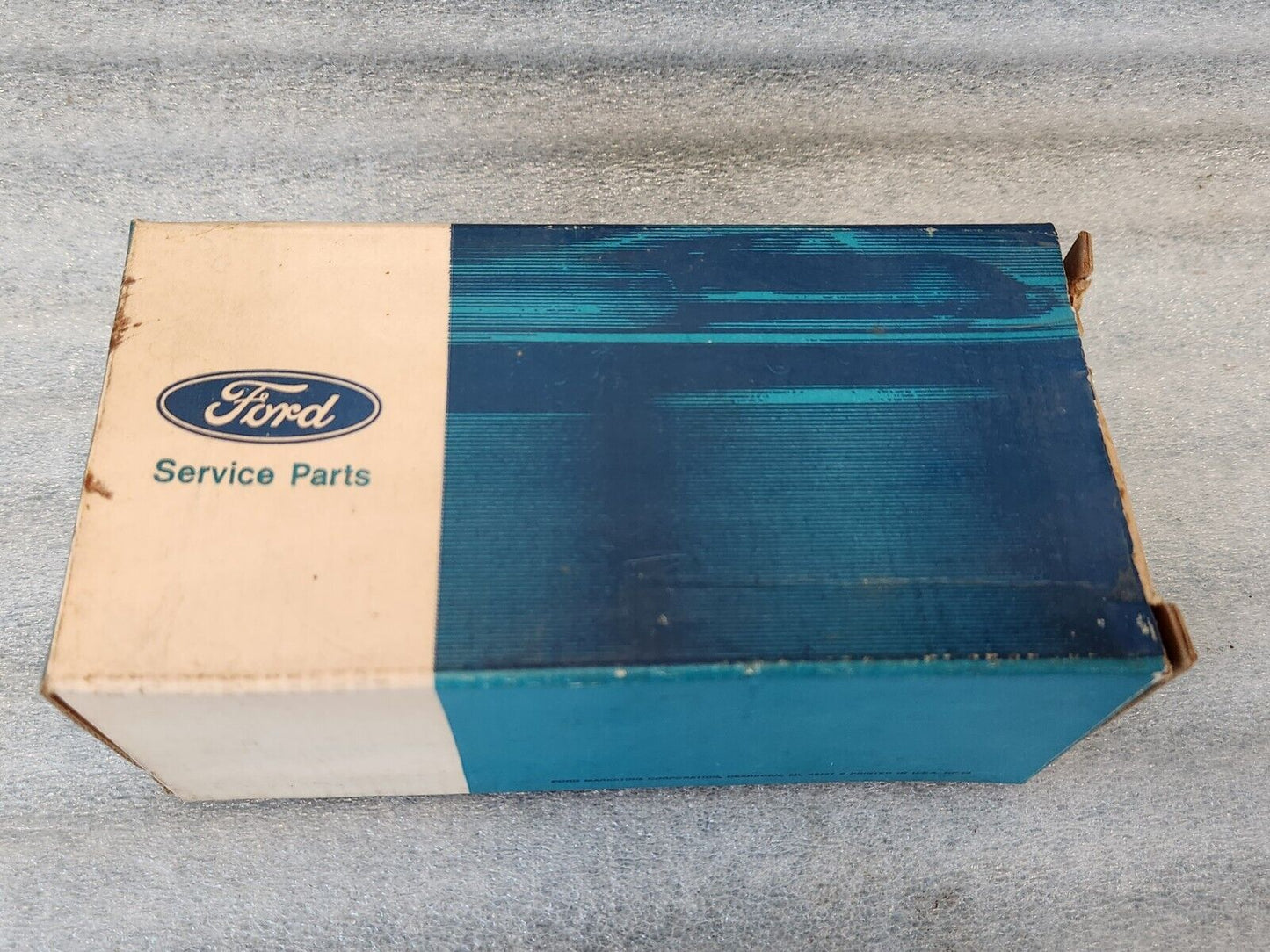 NOS OEM Ford 1971 1972 Galaxie 500 LTD RH Front Fender Marker Lamp Lens