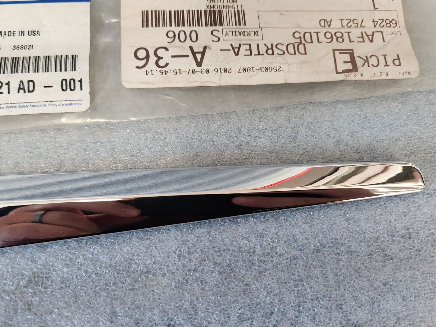 NEW OEM 15-20 Ram 1500 2500 3500 Laramie Limited Left Rear Fender Trim Molding