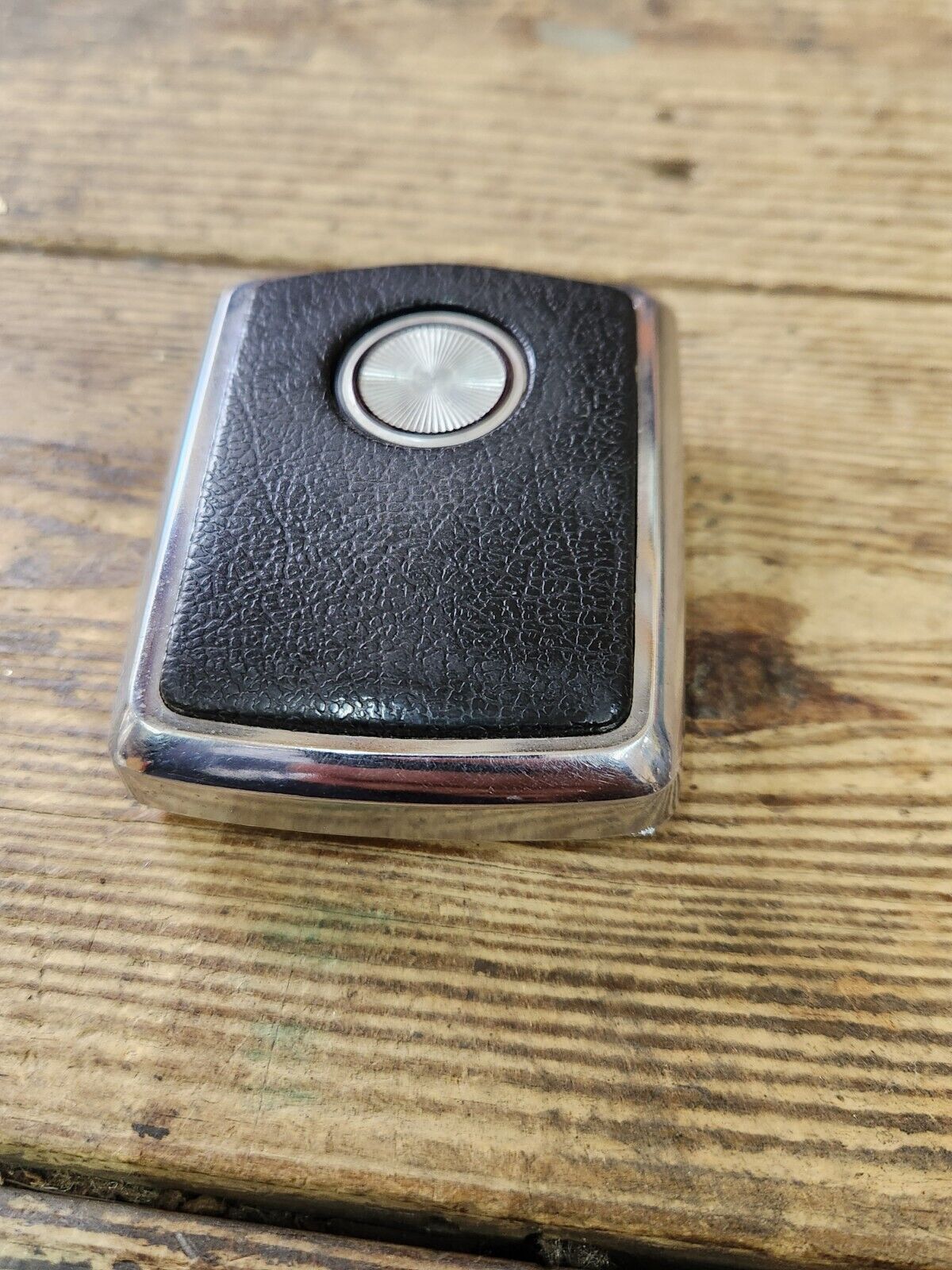 Vintage 1967 Ford FoMoCo Lap Belt Chrome & Black Buckle Robbins-JR-7600