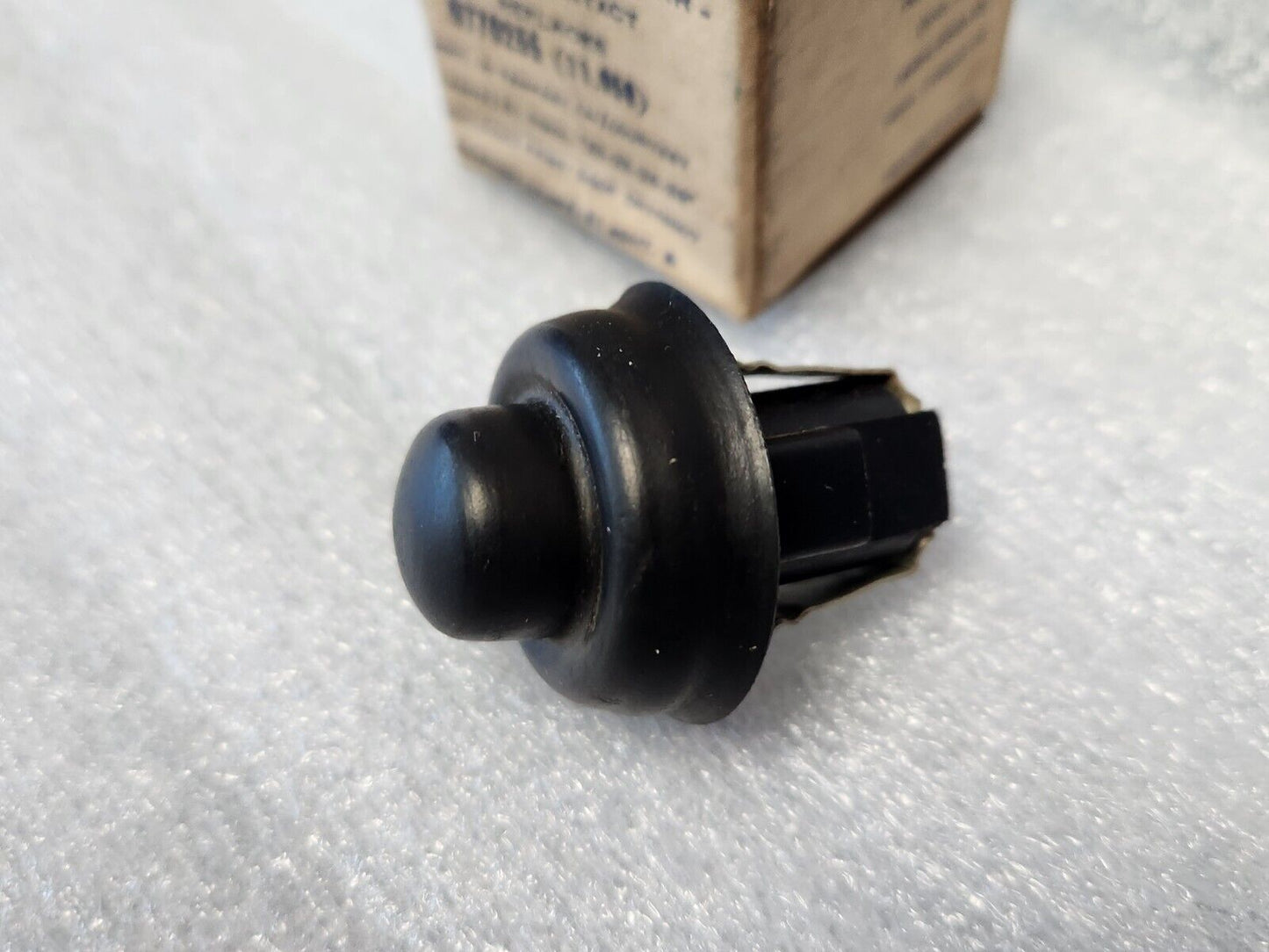 1961-63 Olds Pontiac door jamb dome light switch Tempest Jetfire F85 9770255 NEW