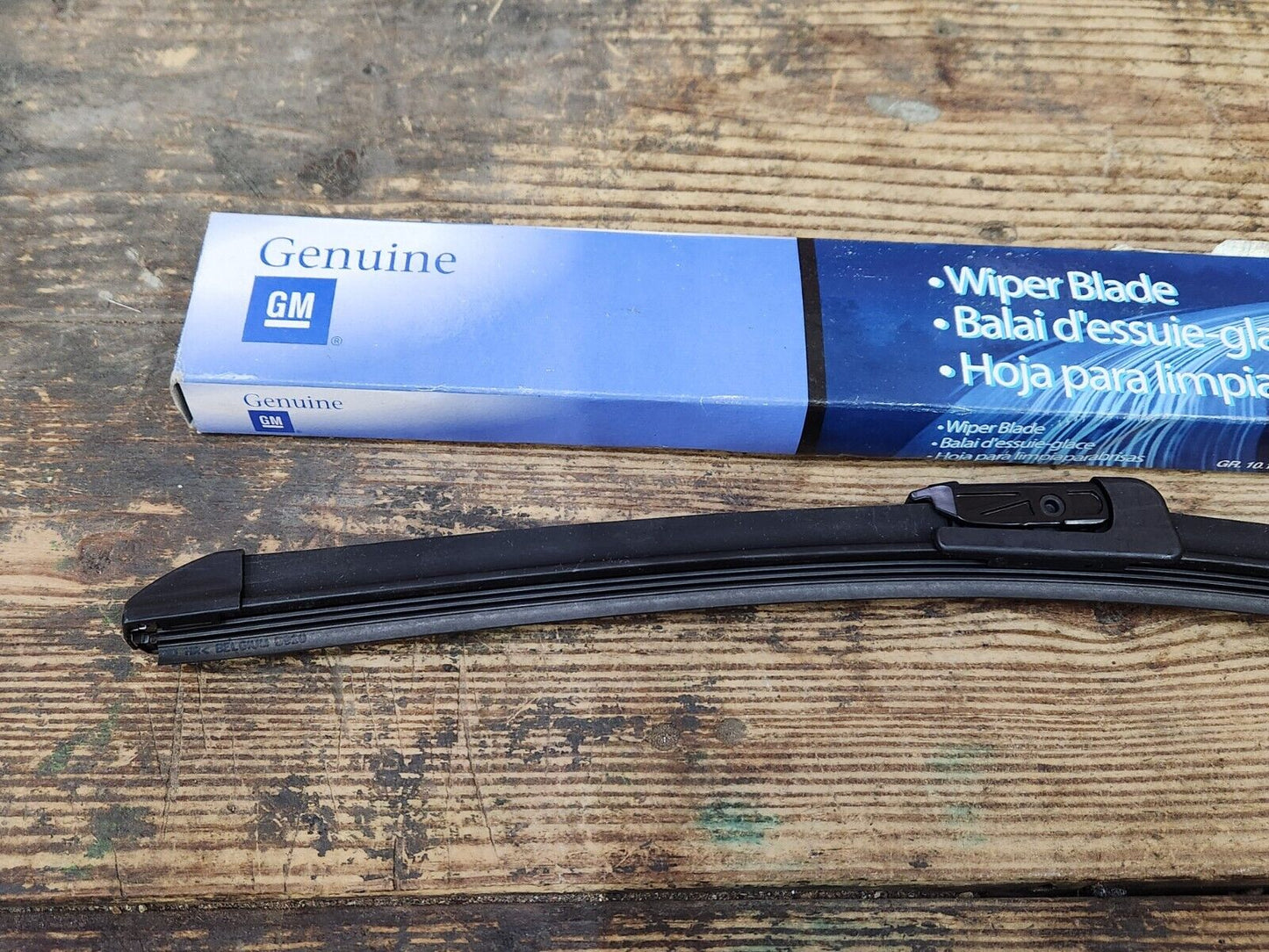 NEW Chevrolet GM OEM 2013-2016 Spark RH Wiper Arm Front Blade 95108153