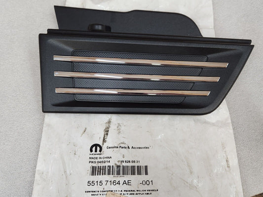 NEW 2007-11 Dodge Nitro Front RH Exterior Fender Grille Trim Molding 55157164AE