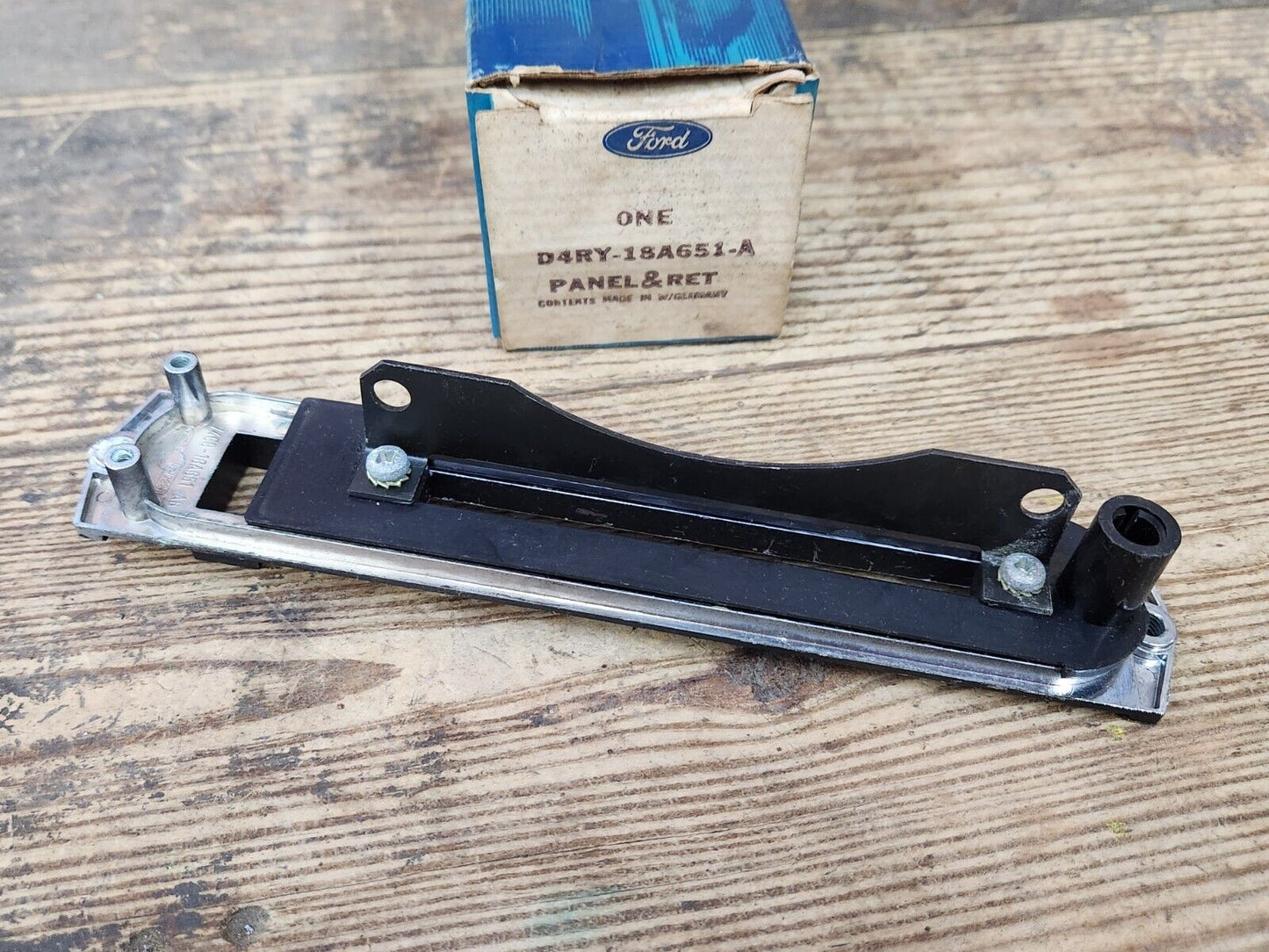 NOS 1974 1973 MERCURY CAPRI DASH HEATER CONTROL BEZEL PANEL D4RY-18A651-A