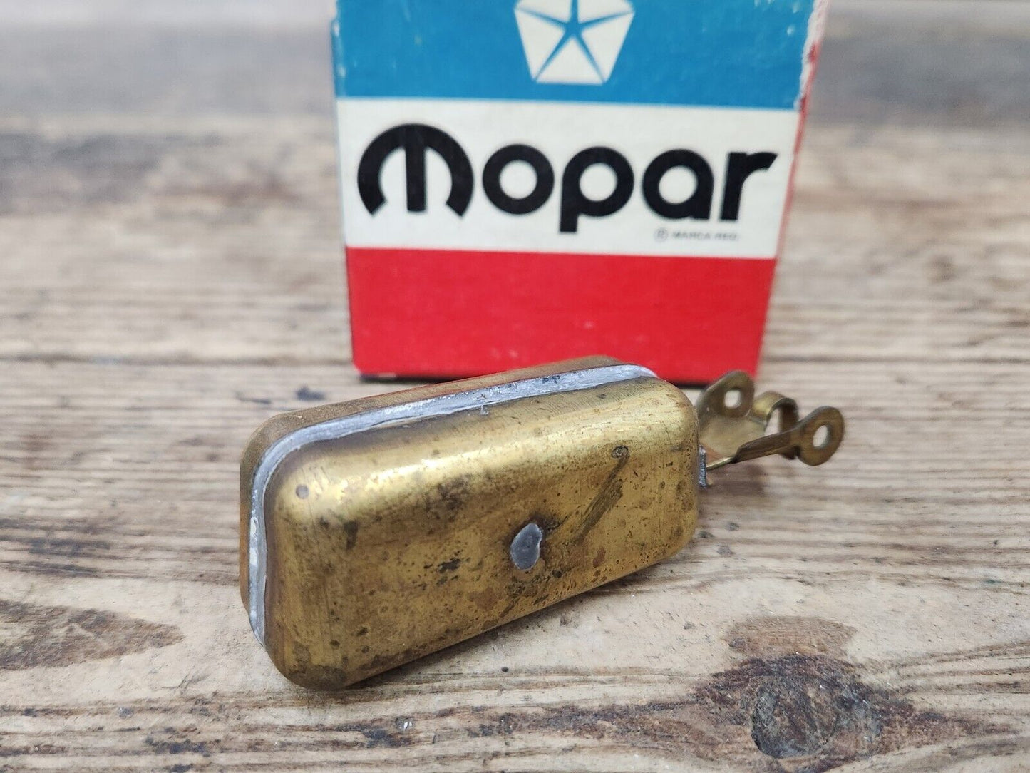 NOS Mopar 1971 Plymouth Dodge Chrysler 383 4 bbl Carter #6125s float #3481068