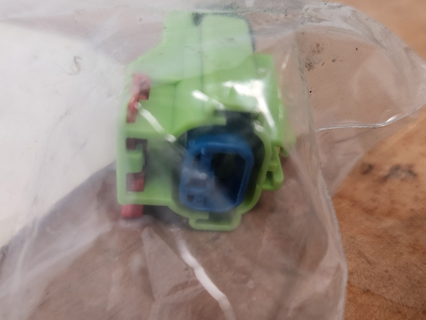 7849129