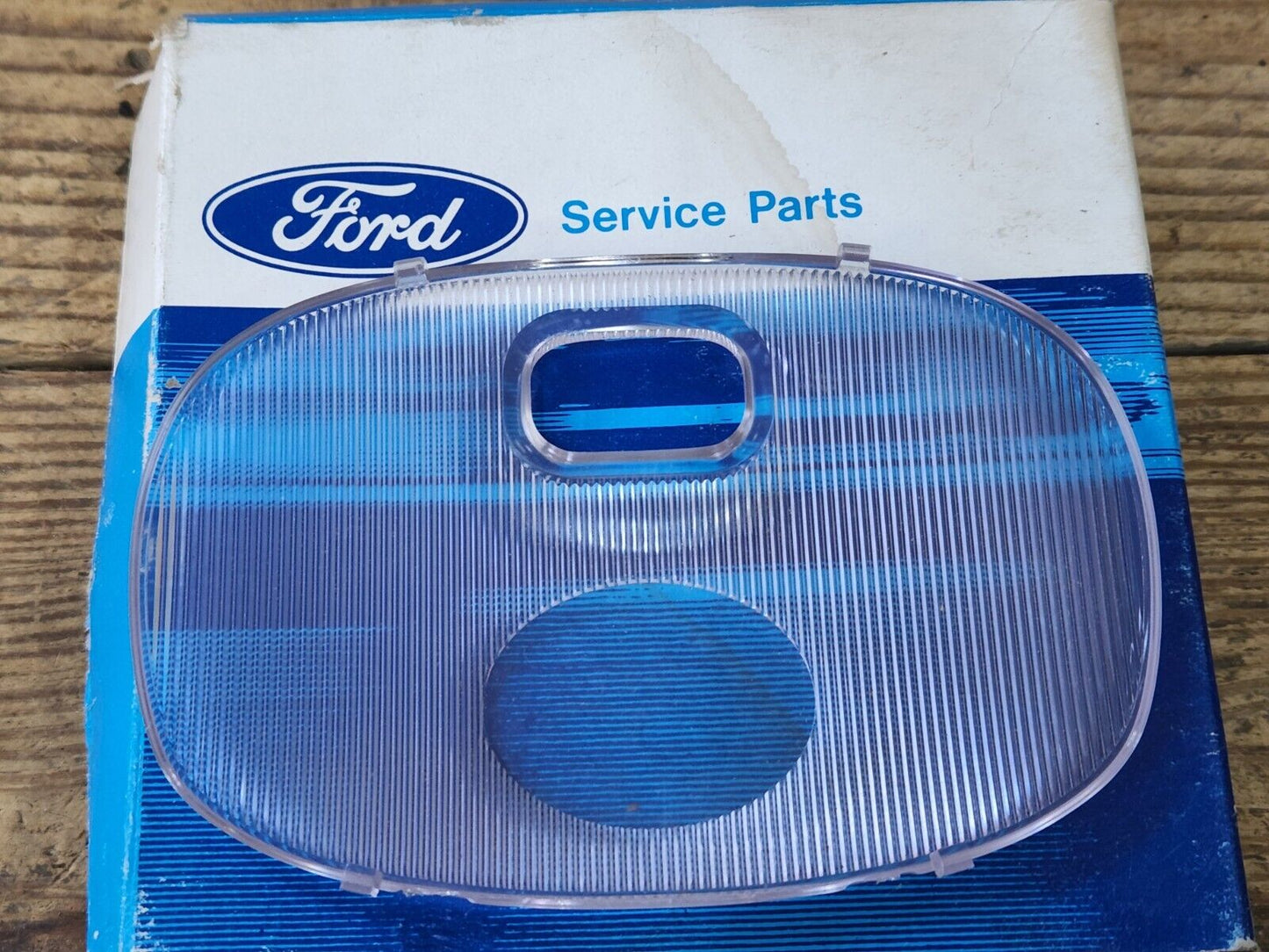 NOS 1997 - 2003 FORD WINDSTAR INTERIOR COURTESY LIGHT LAMP LENS F78Z-13783-AA