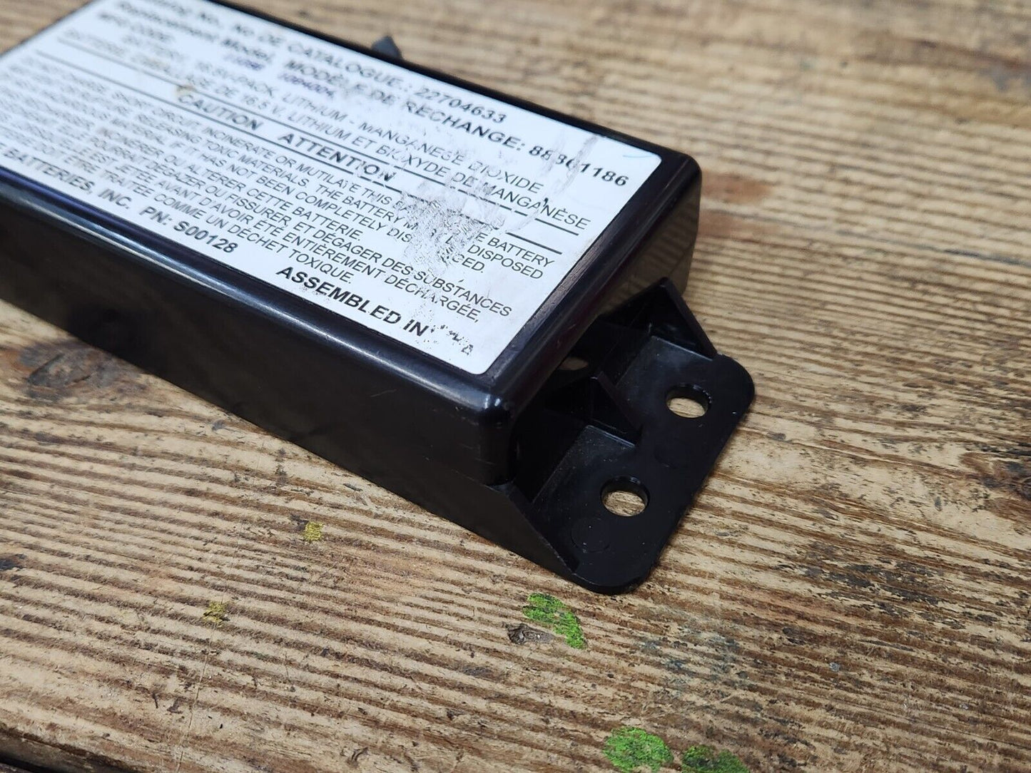2010 2011 CHEVROLET CAMARO SS OEM ONSTAR BATTERY MODULE 22704633 FREE SHIPPING