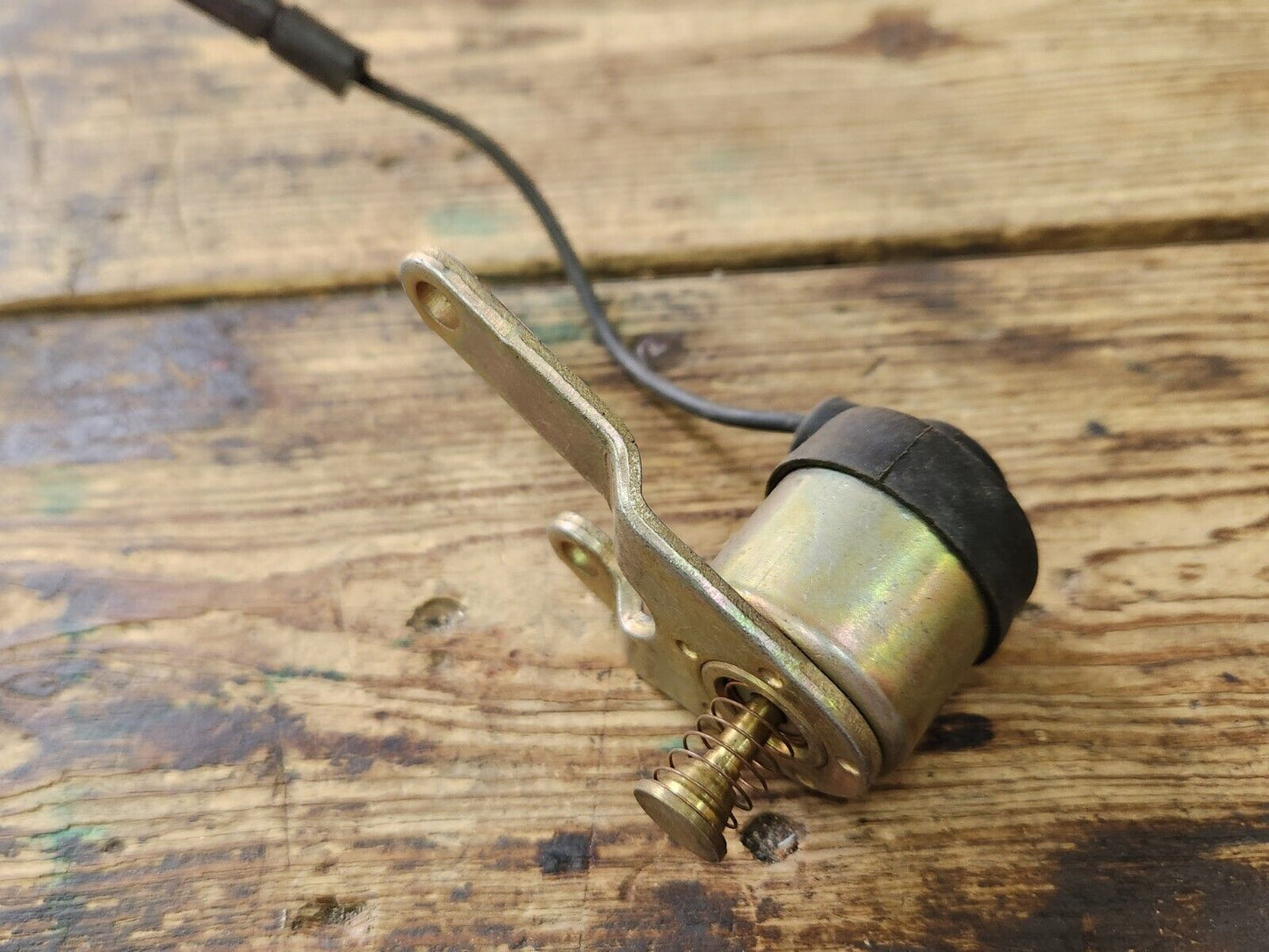 NEW - OUT OF BOX 213-3010 Carburetor Idle Stop Solenoid 1979-1982 Ford 200-L6