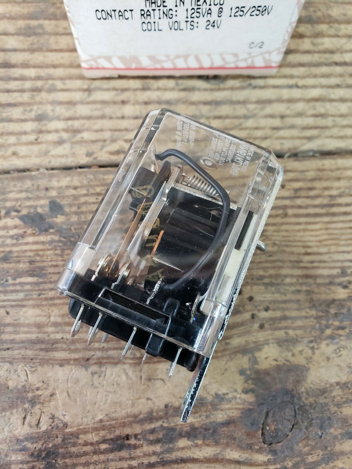 NEW OEM Carrier Factory Authorized Parts HN 61KL 704 Pilot Duty Relay FREE SHIP