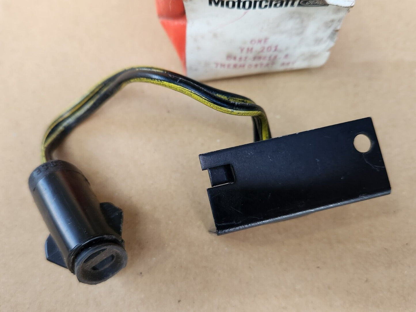 NOS 1973 1974 Thunderbird Lincoln Mark IV A/C EVAPORATOR TEMP CONTROL THERMOSTAT