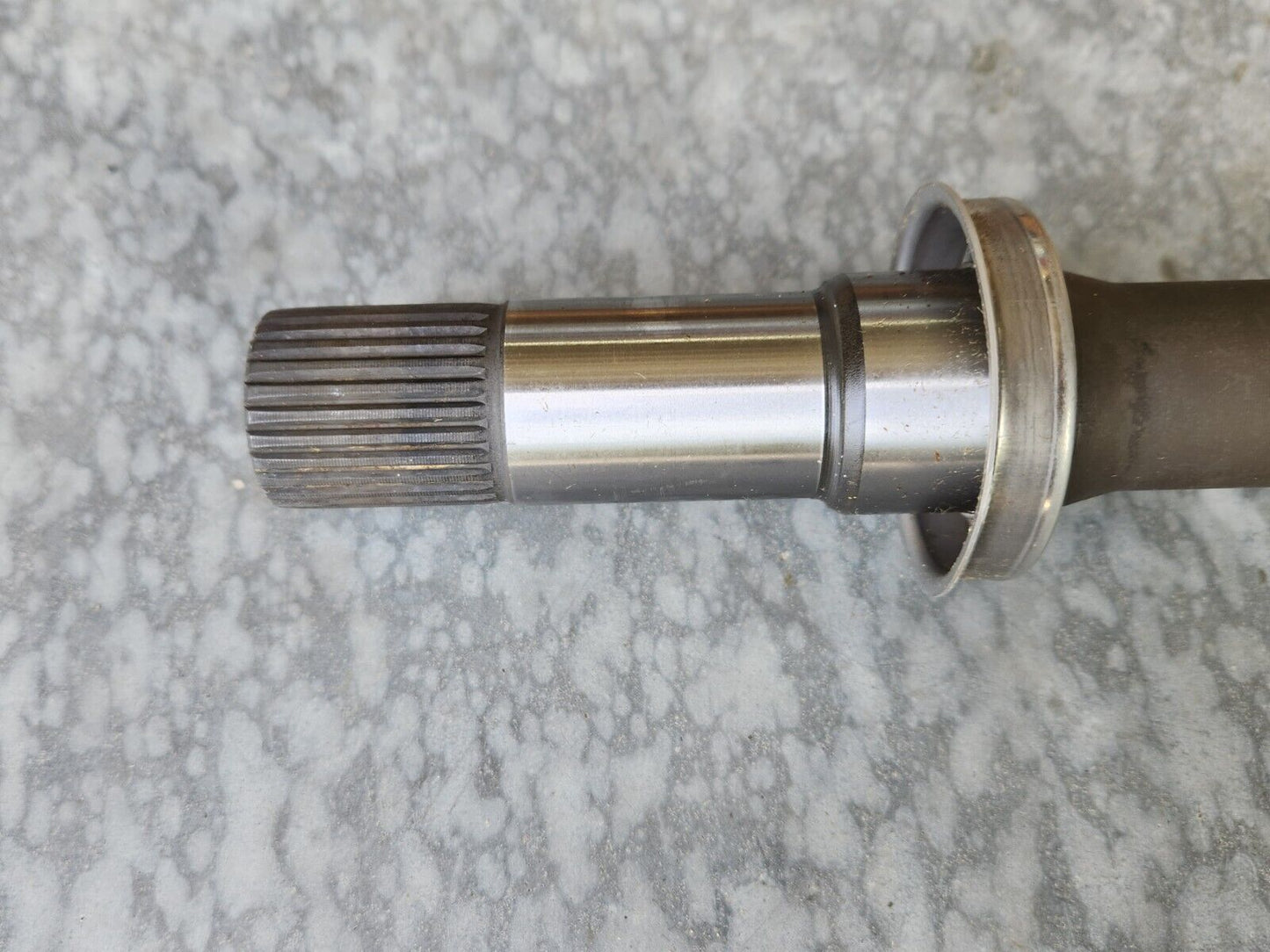 NEW Genuine GM 2007-2017 GMC Chevy Front Wheel Drive Intermediate Shaft 20899365
