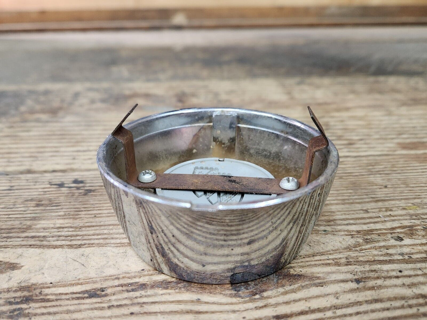 1961 Buick LeSabre Electra Power Steering Wheel Horn Button 1164729 OEM 1960