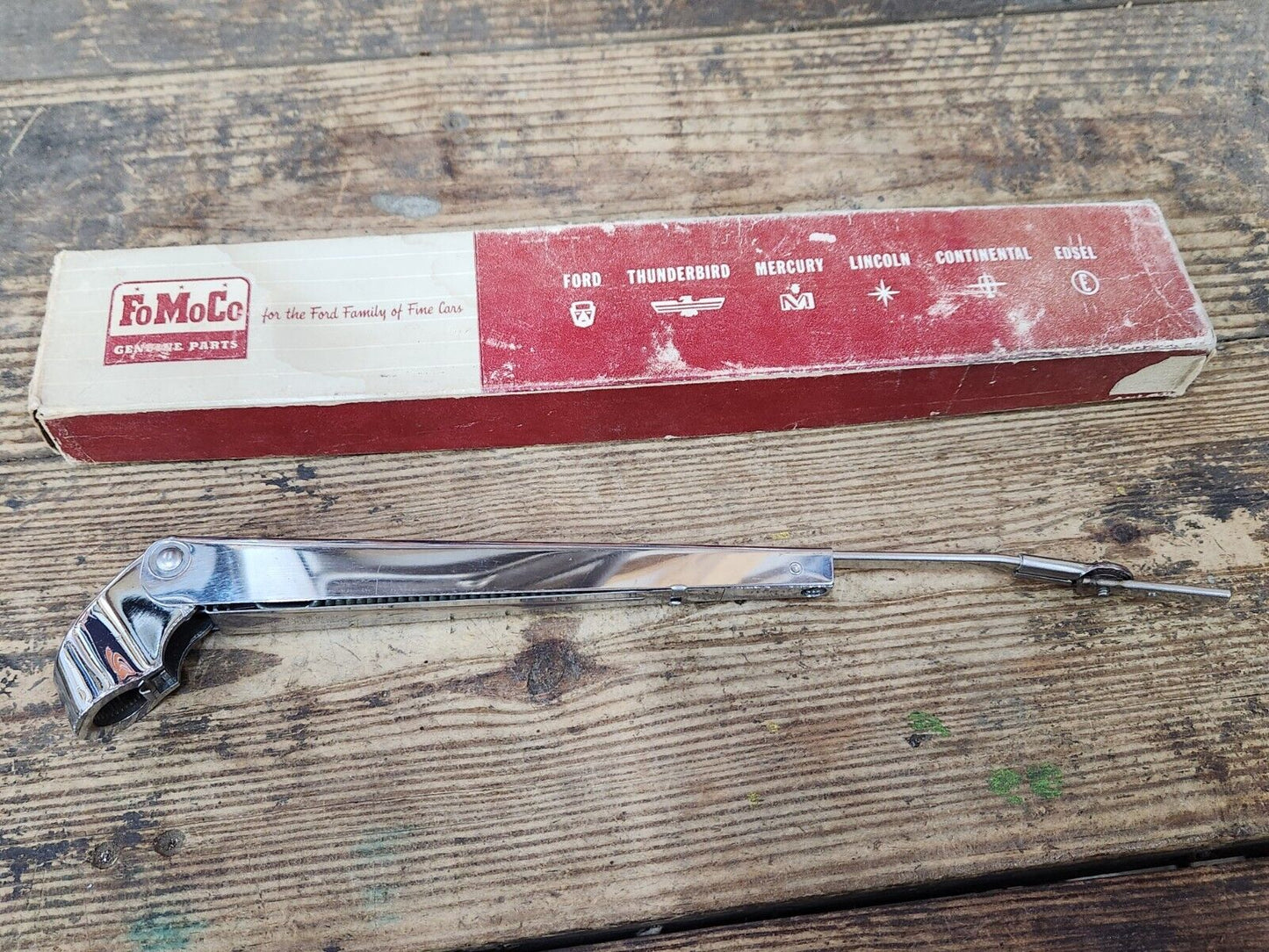 NOS OEM 1957 1958 Ford Rachero Custom 300 Windshield Wiper Arm Trico