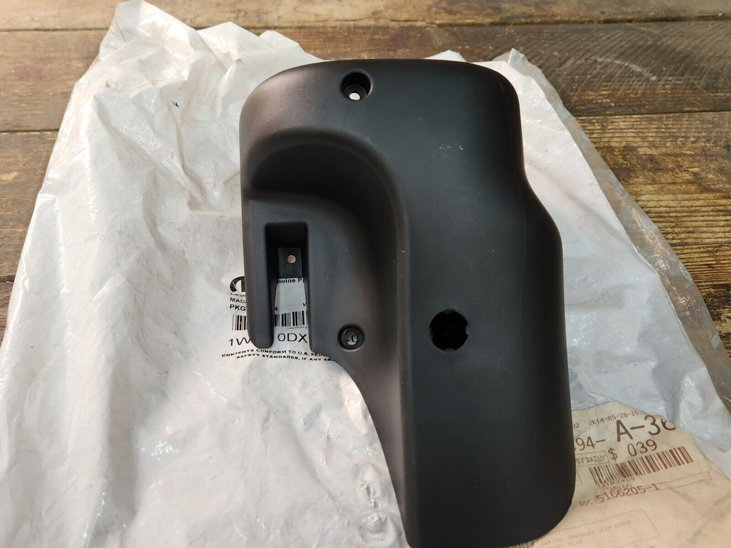 NEW OEM 2014-23 JEEP CHEROKEE STEERING COLUMN SURROUND HOUSING COVER 1WNOODX9AB