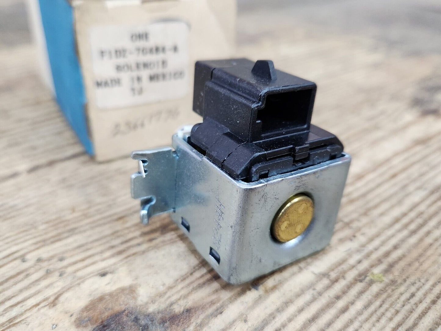 NEW OEM 1991-95 Ford F1DZ-7G484-A Auto Trans Lock-up Control TCC Solenoid