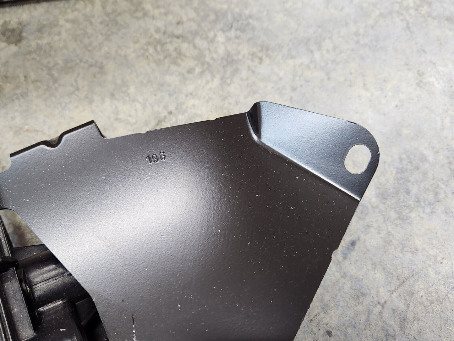 15-22 RAM PROMASTER CITY SPARE TIRE CARRIER WINCH HOIST GENUINE MOPAR 68421527AA