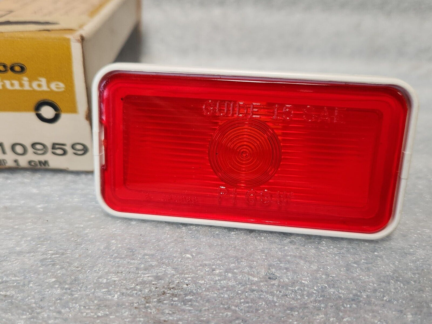 NOS OEM GM 1969 Chevrolet Impala Caprice Rear Marker Lamp Delco Guide 910959 NEW