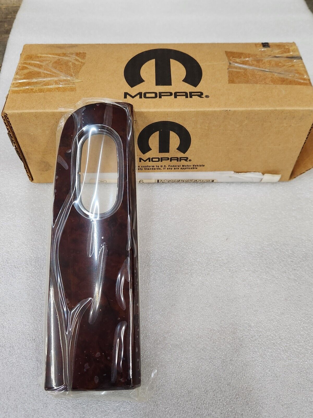 NEW OEM MOPAR 2001-2006 Chrysler Sebring Power Mirror Switch Woodgrain Bezel
