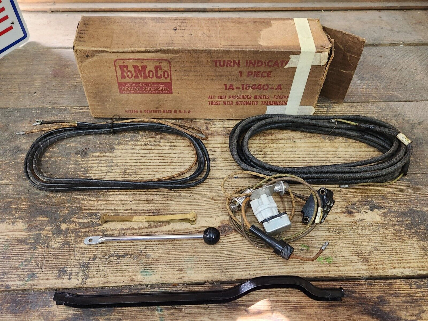 1951 Ford Passenger Car NOS ACCESSORY DIRECTIONAL TURN SIGNAL INDICATOR KIT M/T
