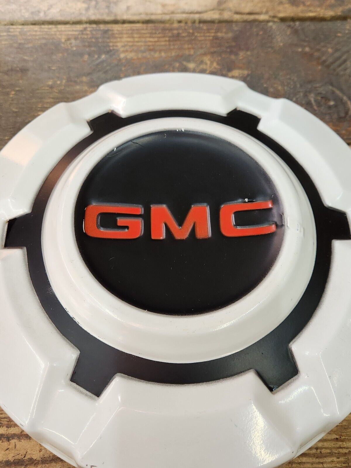 NOS OEM 1967-1972 VTG GMC 1/2 TON PICKUP TRUCK HUB CAP DOG DISH 10.5" 3945069