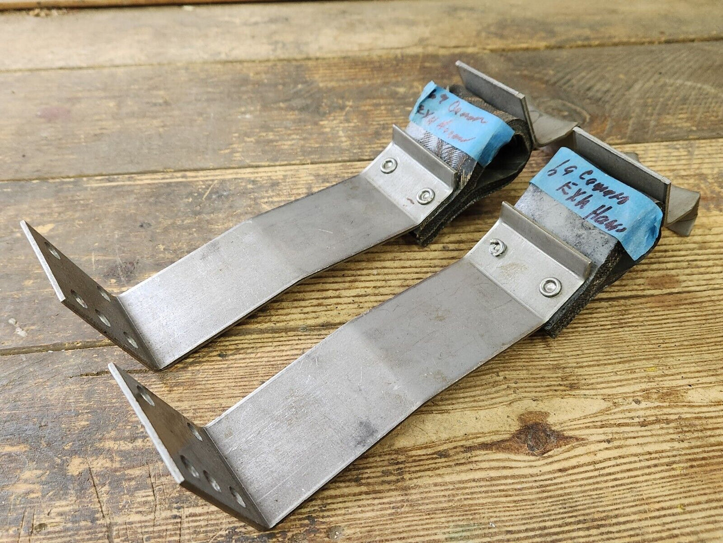 NEW 1967 1968 1969 SS Z28 Trans Am Muffler Pipe Exhaust Hanger Pair