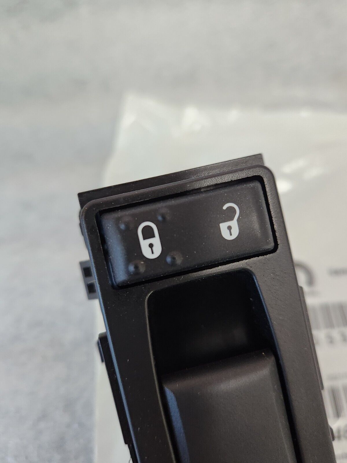 NEW Genuine MOPAR Door Window Lock Switch 200 300 Charger Magnum 04602785AD