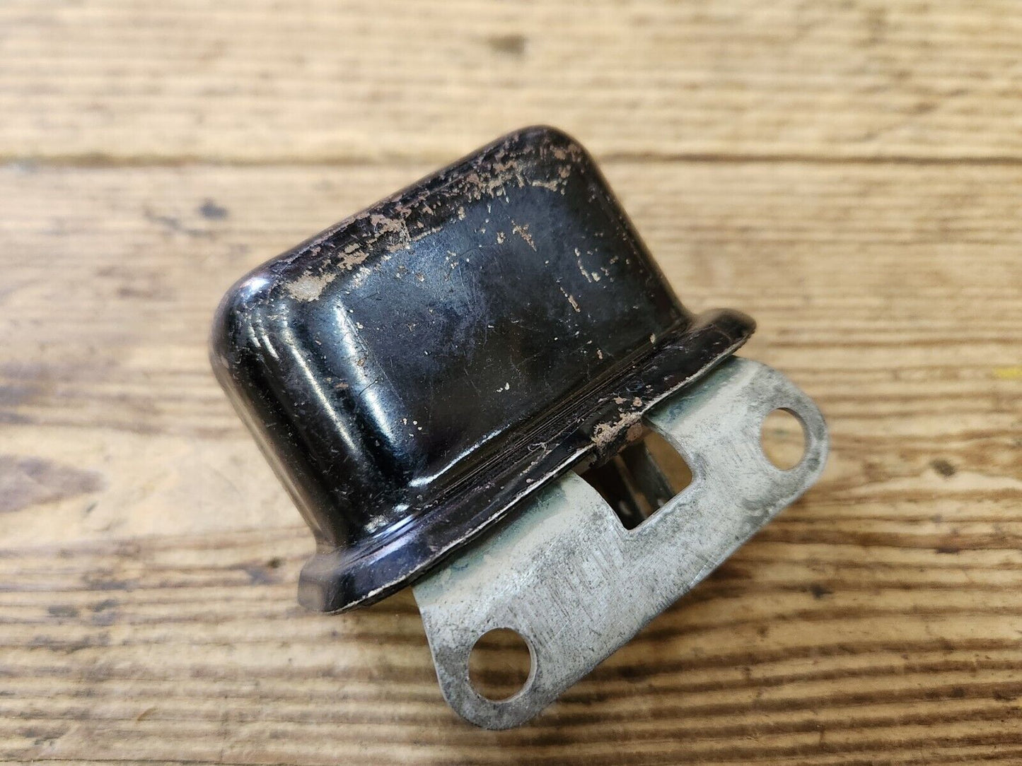 OEM 1970 - 1971 Chevy Truck Blazer Suburban Horn Relay GM 1116939