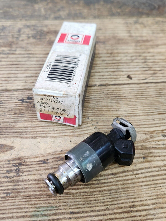 NOS OEM GM Delco Fuel Injector 1985-94 Buick Chevy Olds Pontiac 17102747