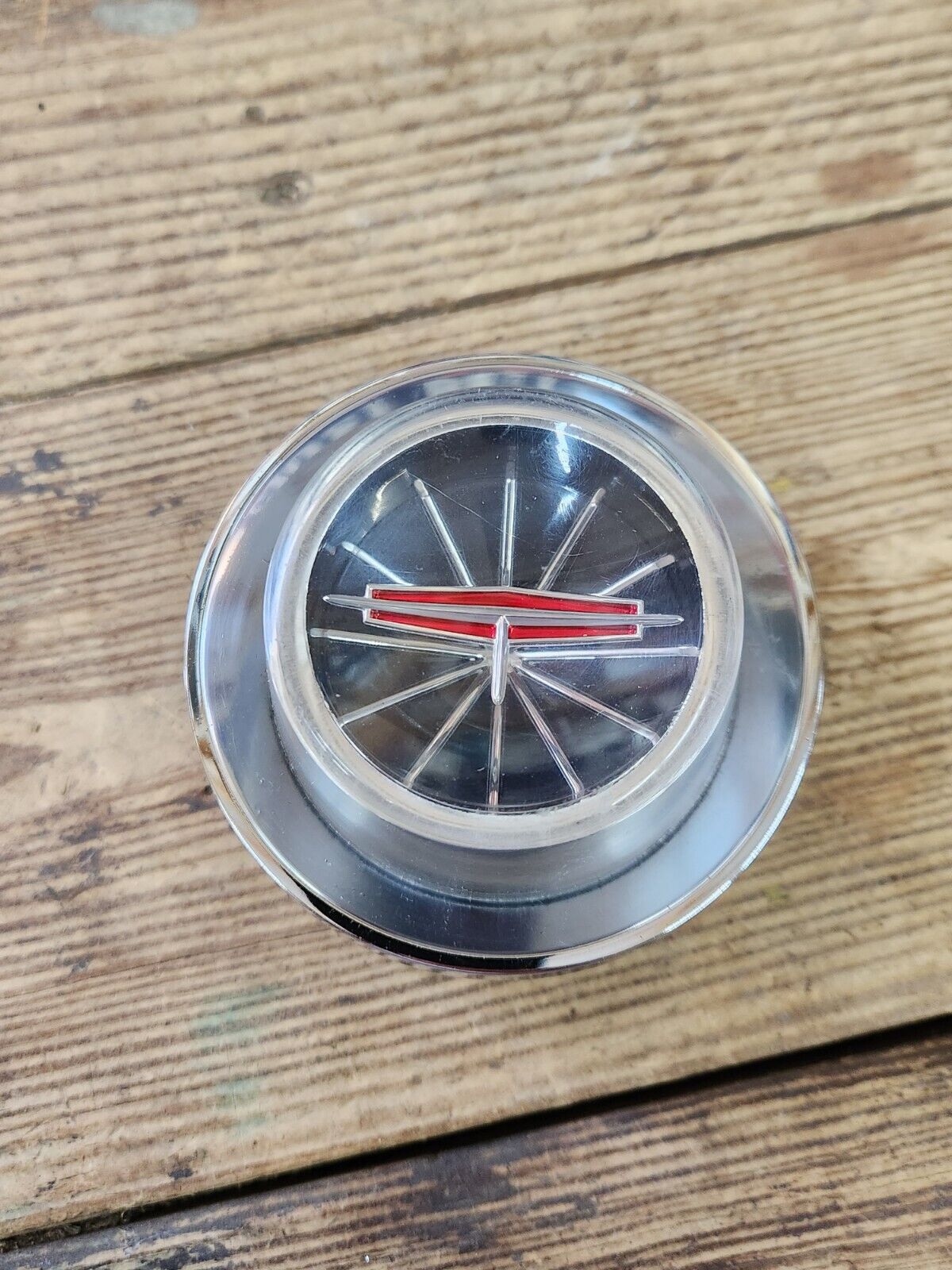 1963 Oldsmobile 88 98 Starfire Steering Wheel Center Horn Cap GM # 587638