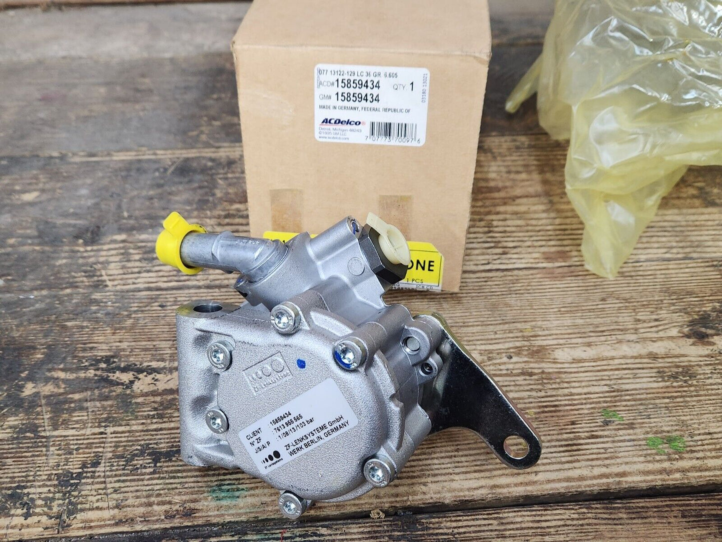 NEW OEM Power Steering Pump 07-12 Chevy Malibu Pontiac G6 Saturn 3.6L 15859434