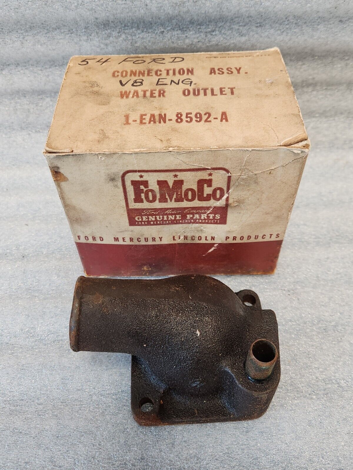 NOS OEM 1954 FORD MERCURY V8 WATER OUTLET EAN-8592-A NEW