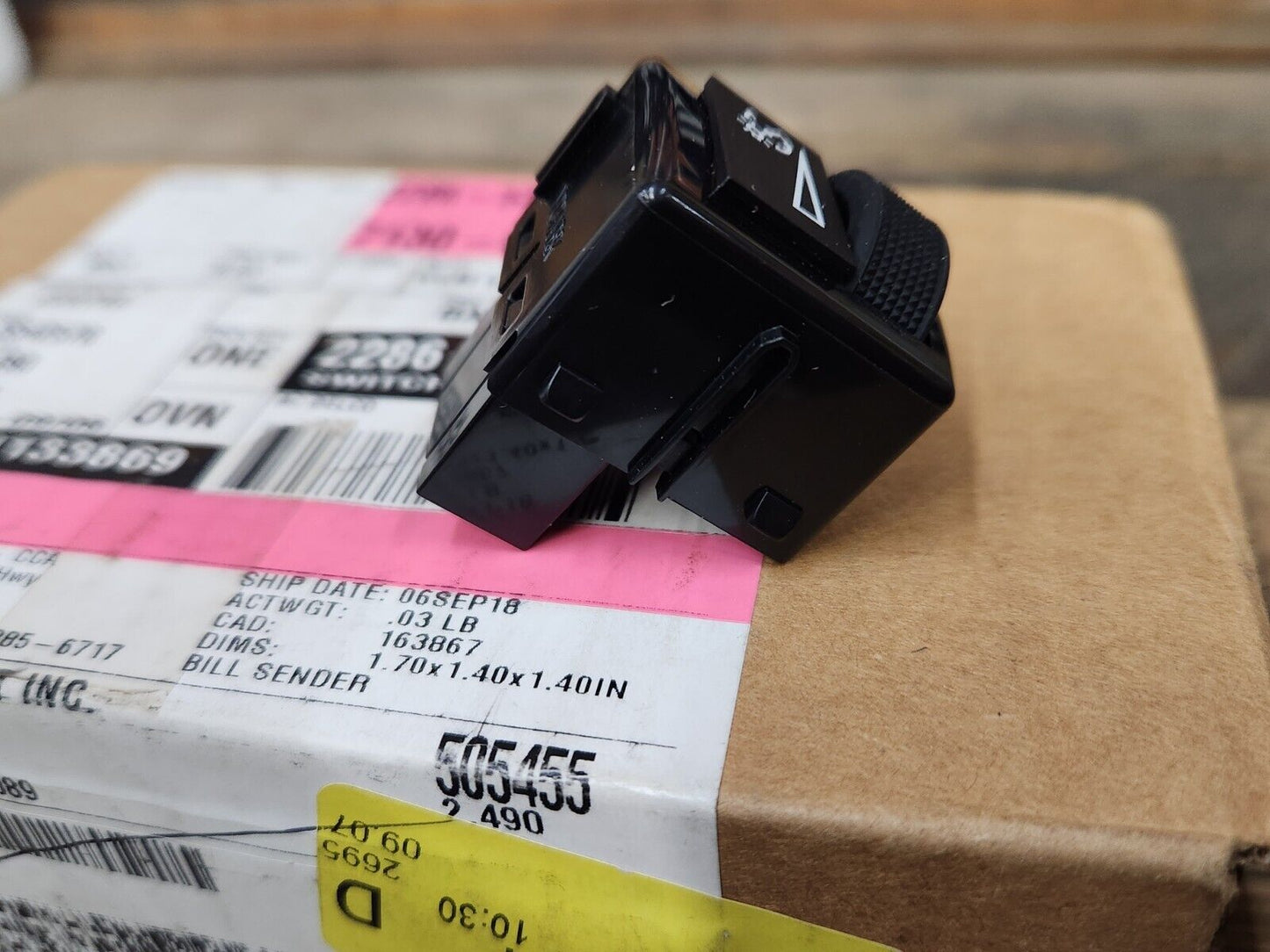 NEW OEM 2014-2020 CHEVY IMPALA INTERIOR LIGHT DIMMER CONTROL SWITCH 22865340