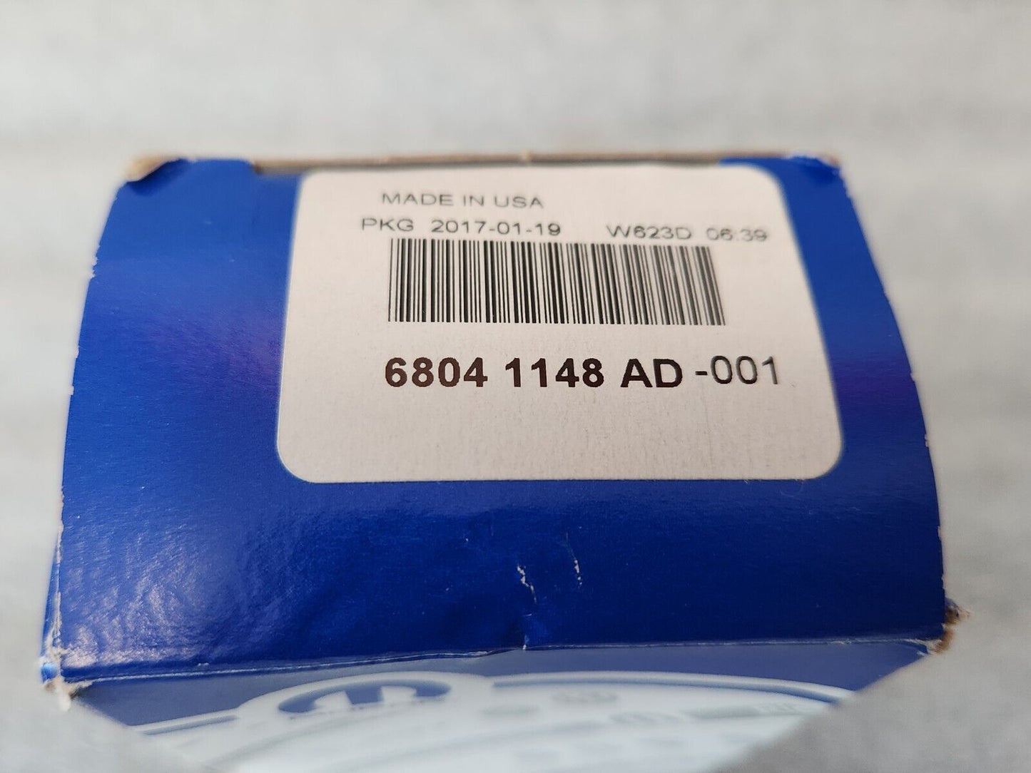 NEW OEM MOPAR 2014-2020 DURANGO 15-18 GRAND CHEROKEE COWL SEAL RIGHT 68041148AD