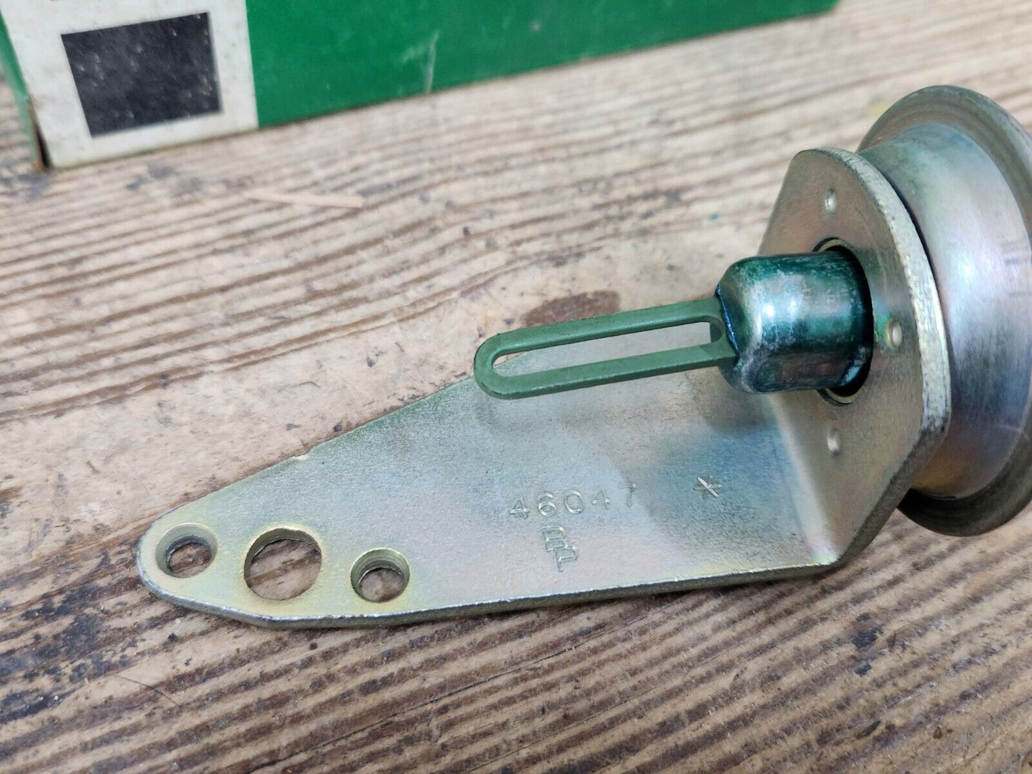 1971-1972 Oldsmobile 350 400 455 V8 Rochester 2GC 2GV Carburetor Choke Pull-Off