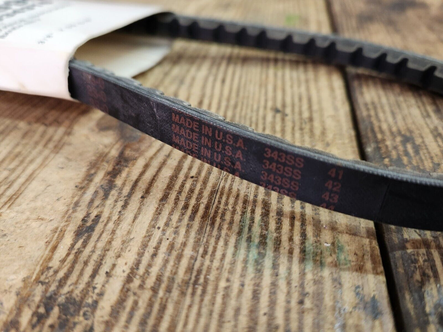 NEW OEM 15390 AC Delco Accessory Drive Belt Driver Left Side  Mercedes Olds 420