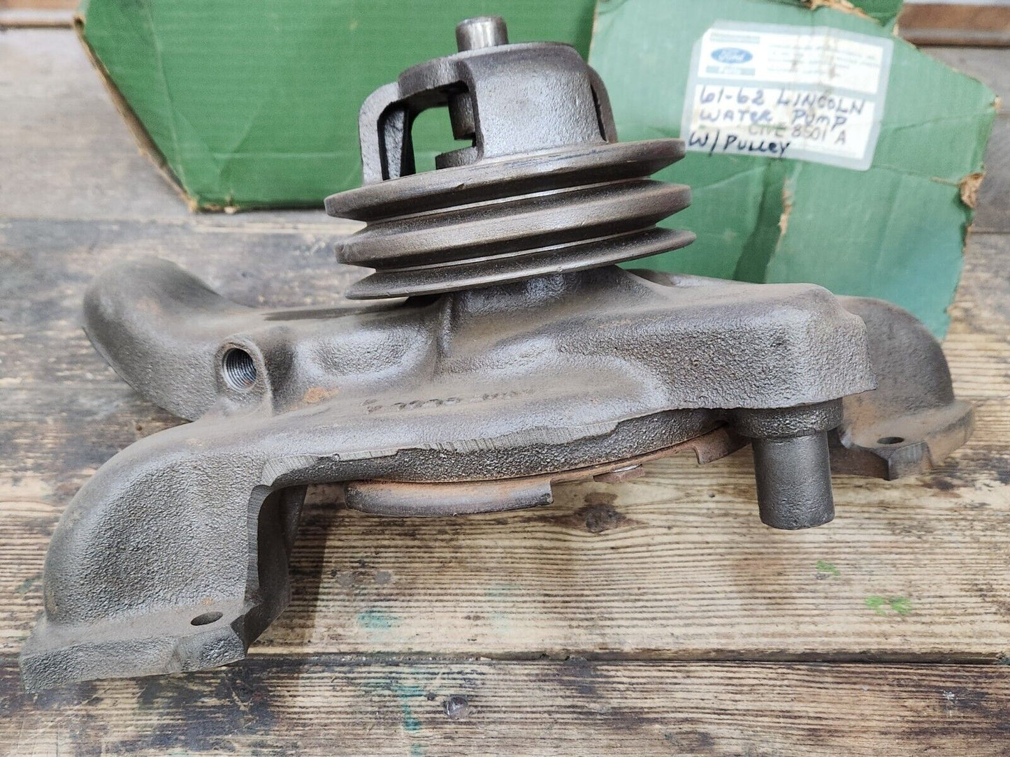 1961-62 Lincoln Continental 430 7.0 Rebuilt water pump C1VE-8505-A 5-1/2" pulley