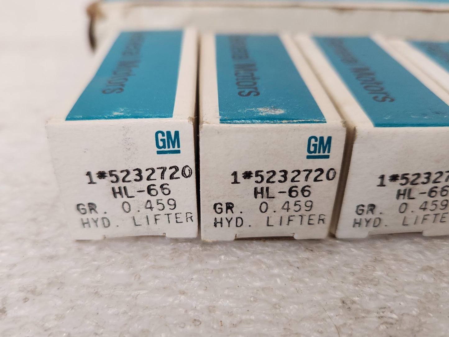 8233119