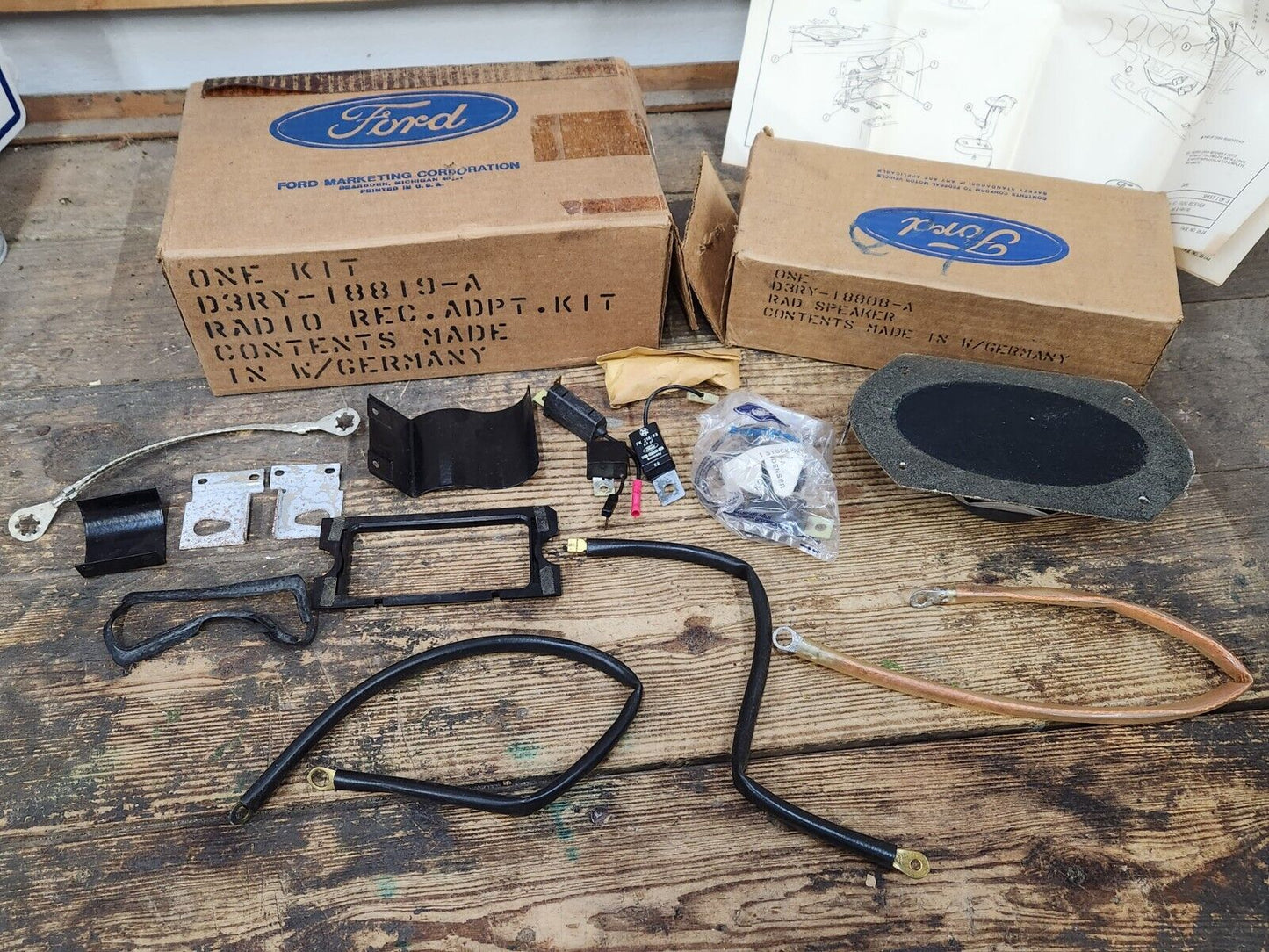 NOS 1973 1974 Mercury Capri AM AM/FM RADIO SPEAKER REAR ADAPTER KIT Integral A/C